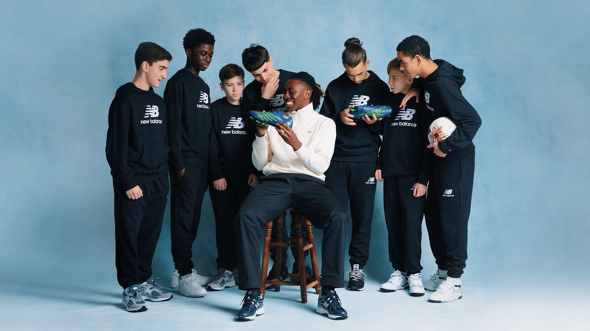 面反映一个 面反映一个